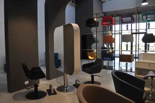 Showroom Nelson Mobilier Italia